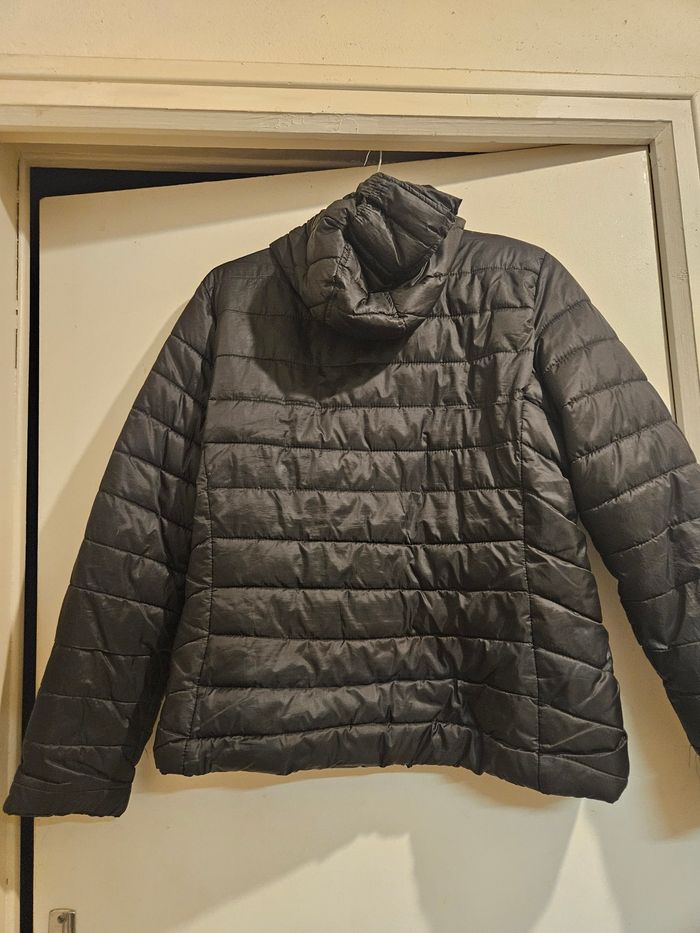 Manteau  style doudoune à capuche - photo numéro 2