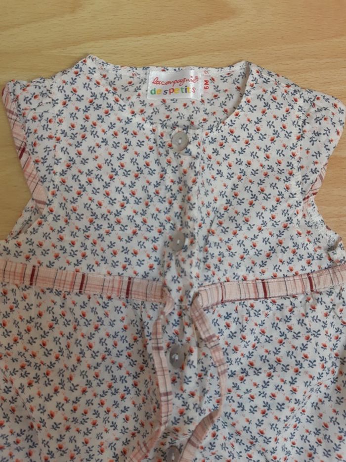 Robe d'été fleurie 6 mois TBE - photo numéro 2