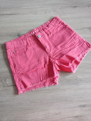 32. Short en jeans neuf Esprit 164 14ans