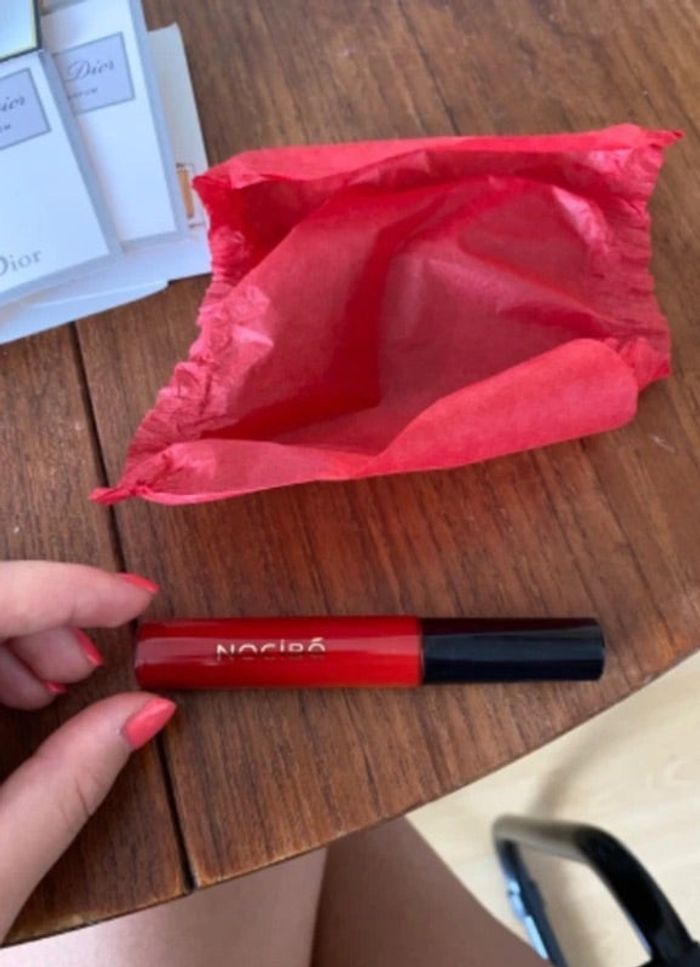 Gloss rouge nocibé