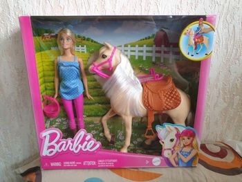 BARBIE ET SON CHEVAL