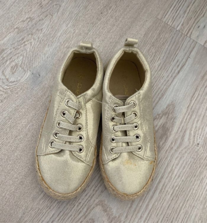 Chaussures, espadrilles, lacets, élastiques  taille 29, Okaïdi neuves