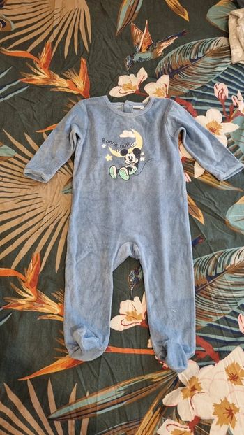 Pyjama velours mickey 18 mois