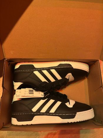 Adidas Originals Rivalry Low 46