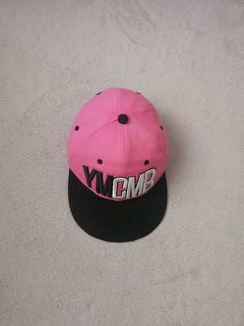 Casquette ymcmb rose réglable