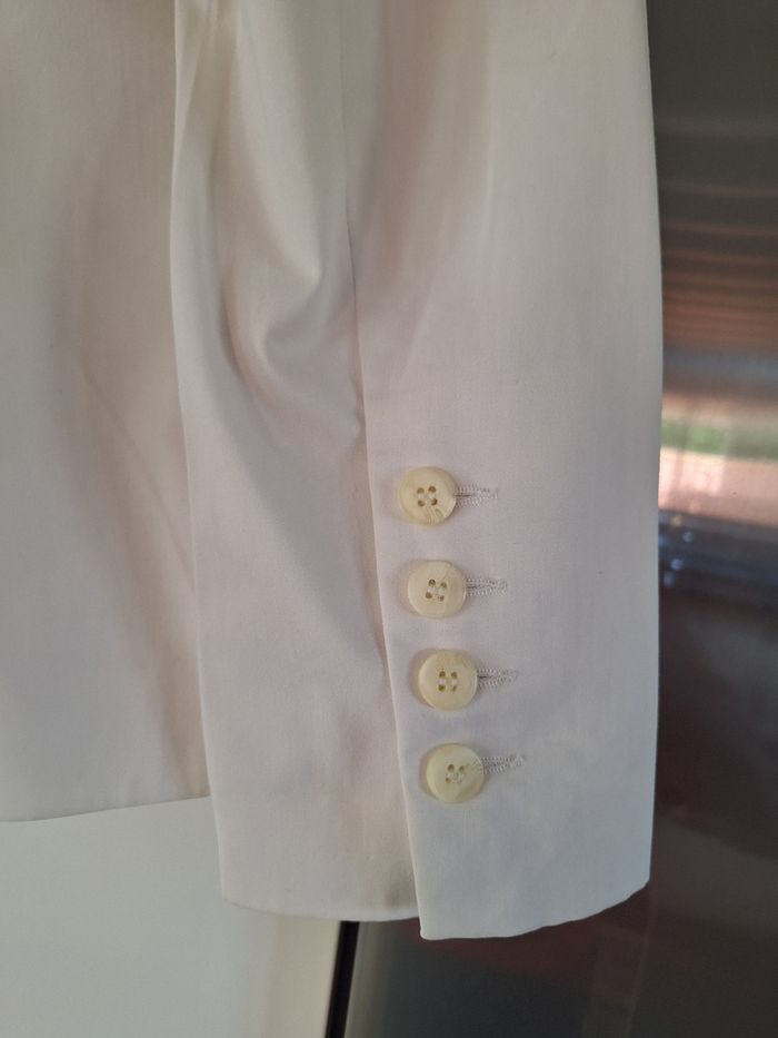 Veste blanche taille 38 de belle qualité - photo numéro 4