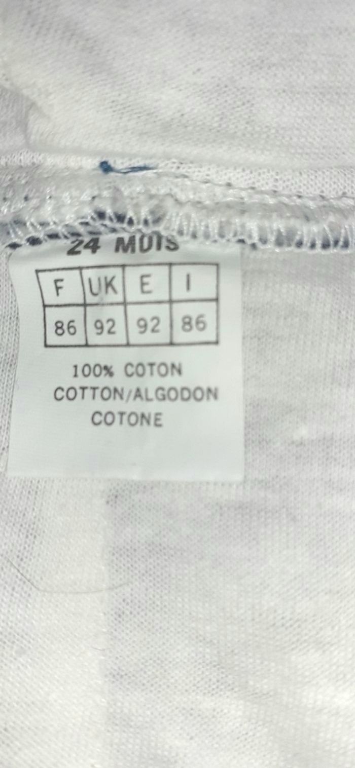 combi pilote à capuche garçon  24 mois  bleu marine parfait etat - photo numéro 4