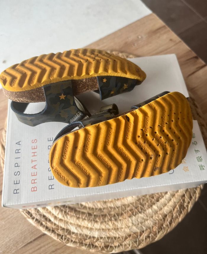 Sandales imprimé camouflage pointure 22 - photo numéro 10