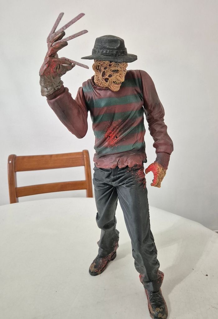 Figurine freddy mcfarlane 45 cm - photo numéro 2