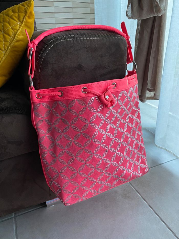 Sac rose fluo