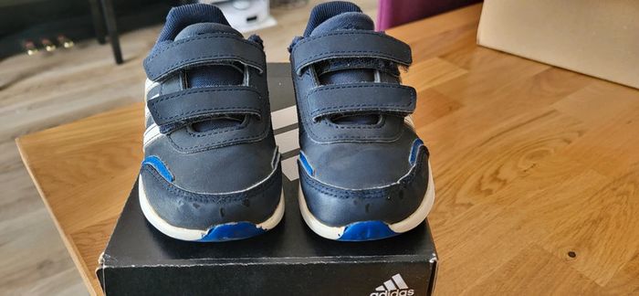 Basket Adidas T23 - photo numéro 2