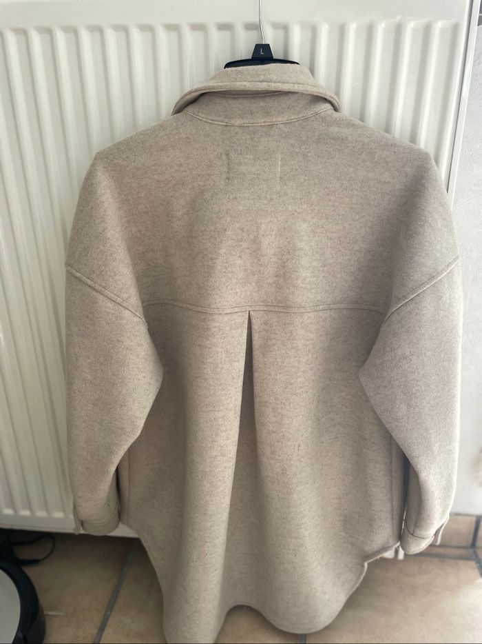 Veste mi-longue Stradivarius – Taille S – Parfaite pour l’arrière-saison - photo numéro 4