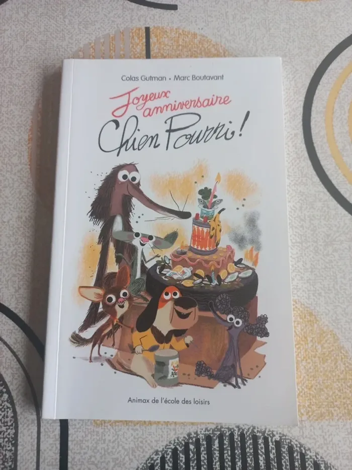 Joyeux anniversaire chien pourri