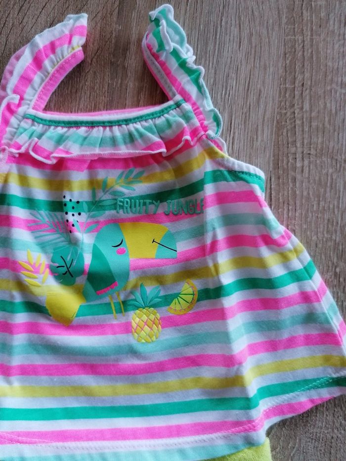 Ensemble haut + short - photo numéro 2