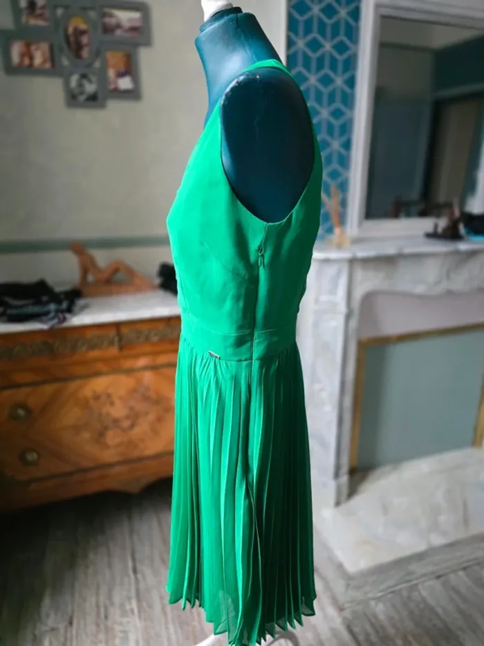 Robe verte Morgan t 38 plissée - photo numéro 4