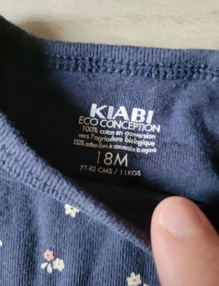 Pyjama motif fleuri taille 18 mois - photo numéro 3