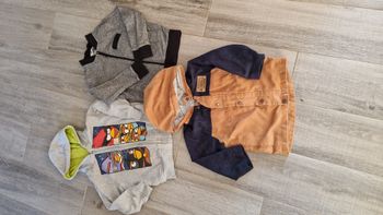 Lot 3 vestes 2 ans