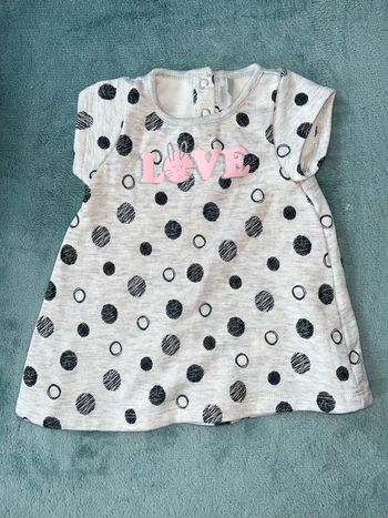 Robe taille 3 mois en très bonne états