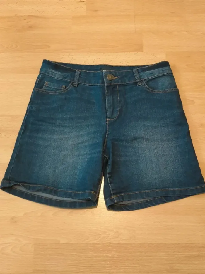 Short en jean foncé