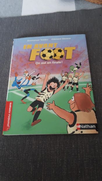 Livre Foot dès 7ans En avant foot