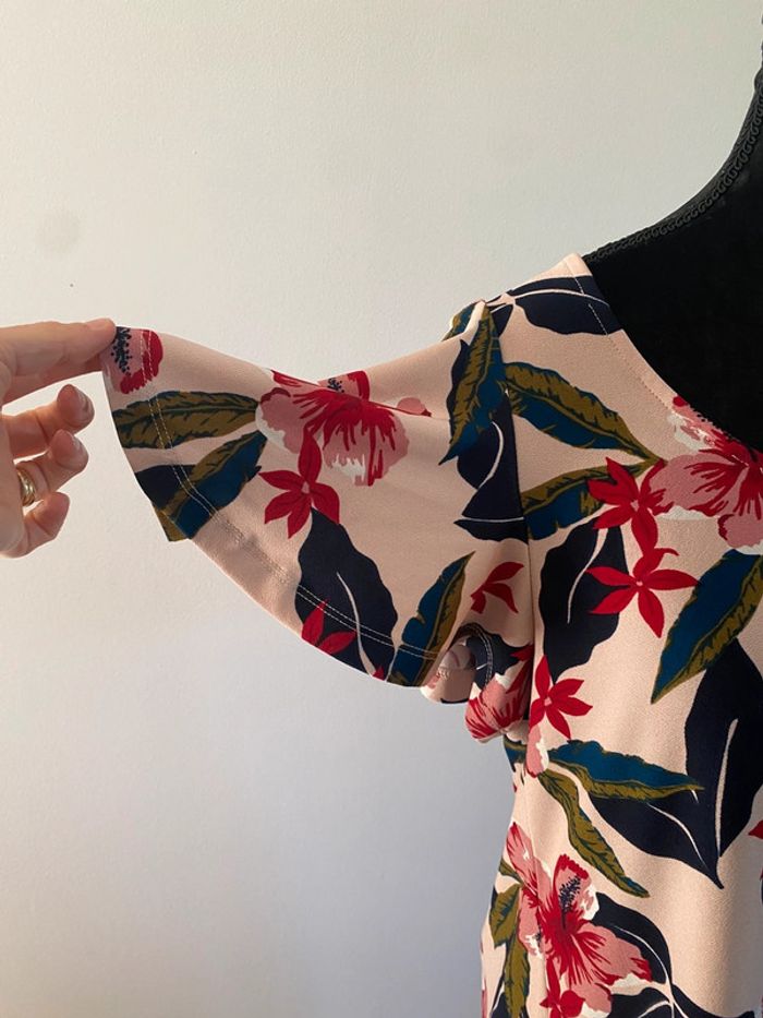 Robe d'été Mango rose à fleurs marine taille XS - photo numéro 3