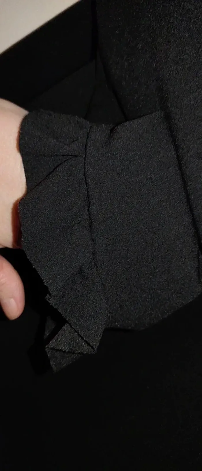 Robe noire - photo numéro 7