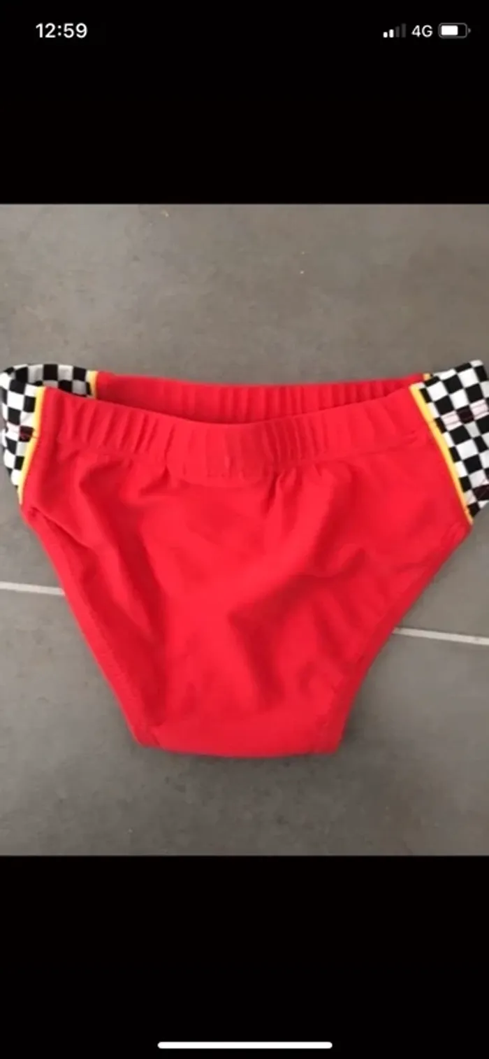 Slip maillot de bain taille 3 ans - photo numéro 2