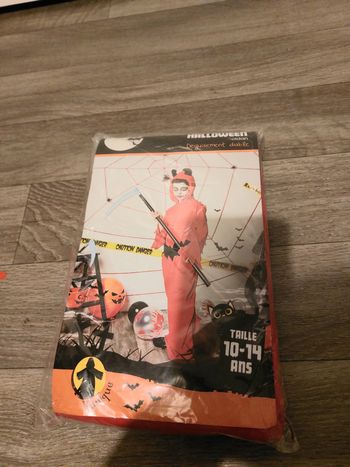 Déguisement diable 10/14 ans neuf