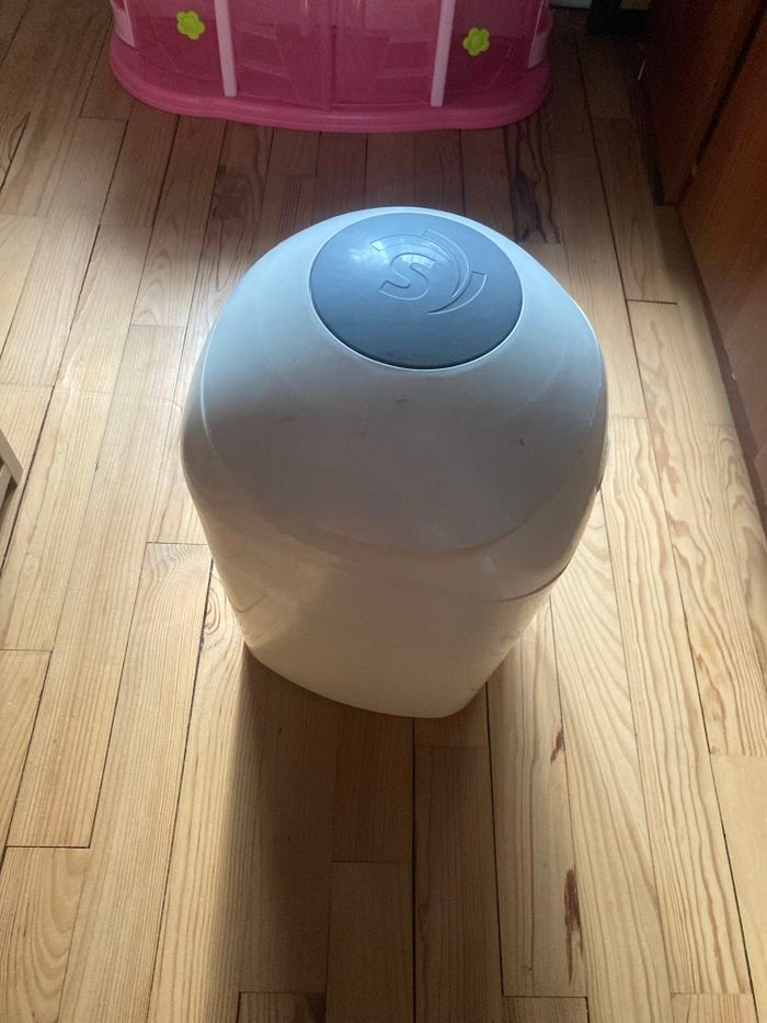 Poubelles couches sangenic