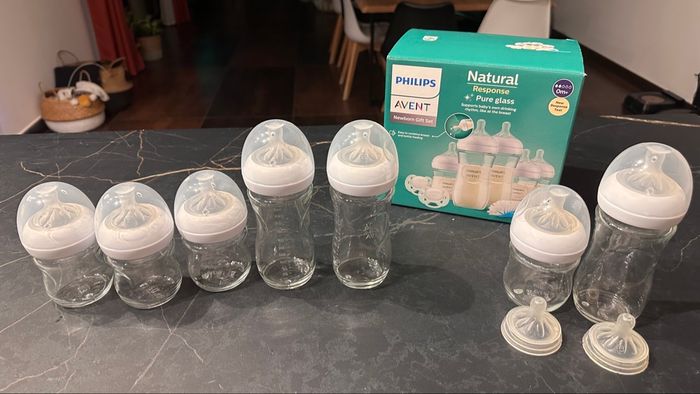 Lot 5 biberons neufs Phillips Avent en verre + 2 offerts - photo numéro 2