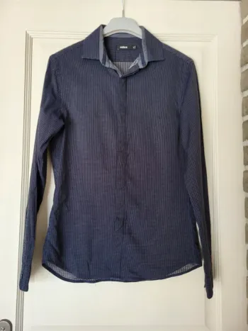 Belle chemise bleu marine points piqués Celio - smart casual
