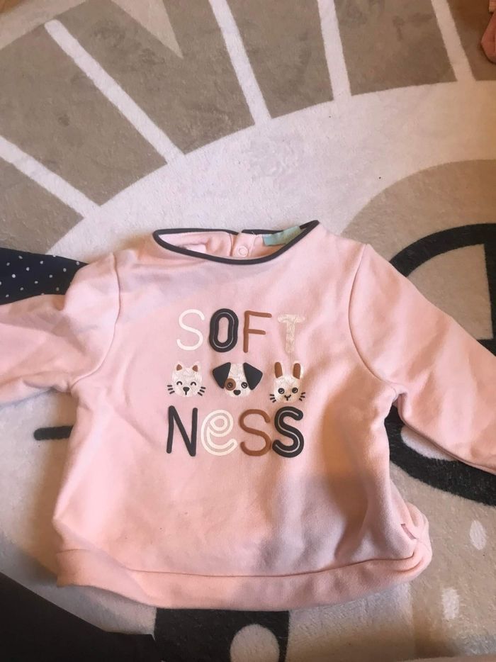 Pull fille 6 mois - photo numéro 4