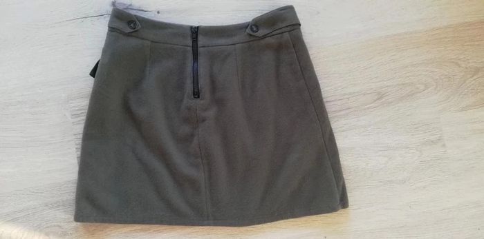 Jupe IKKS kaki - photo numéro 2