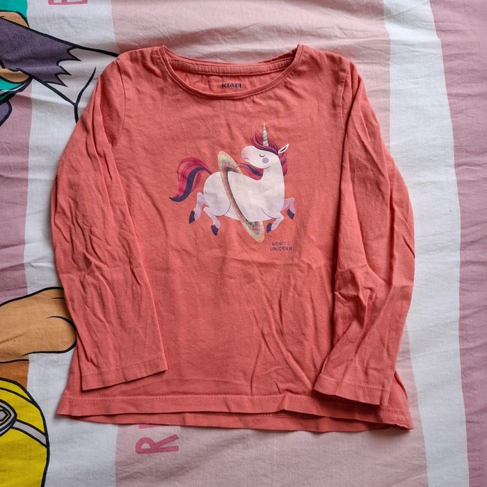 Lot t-shirts fille 4 ans - photo numéro 5