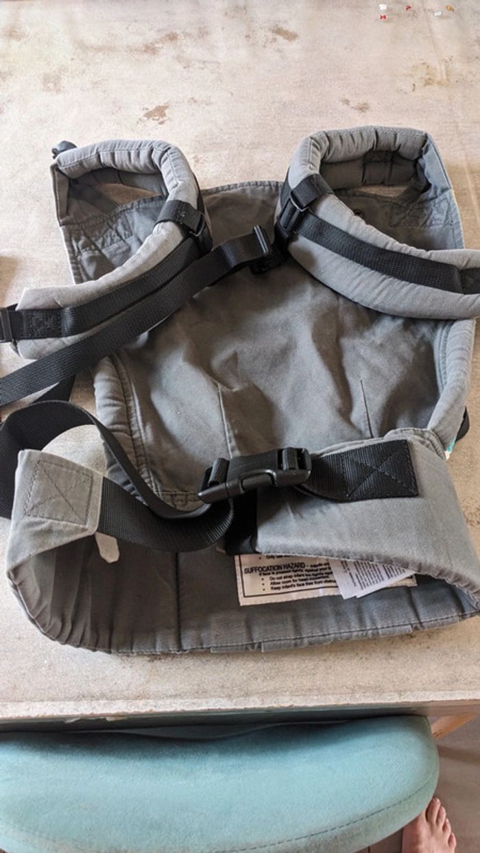 Porte bébé Tula avec reducteur - photo numéro 5