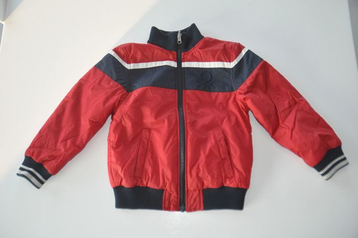 Veste Benetton réversible 6-7 ans