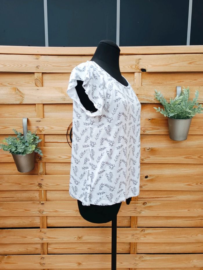 T-shirt taille 36 - photo numéro 5