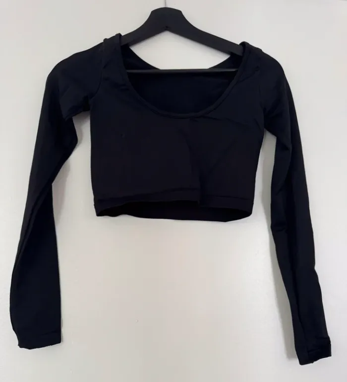 Crop top manche longue - photo numéro 2