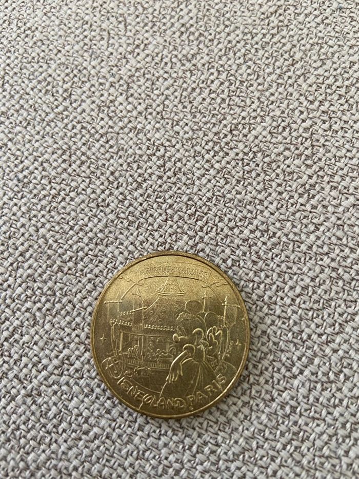 Monnaie de Paris Disneyland Paris "Carrousel Minnie" Année 2010 Très bon état