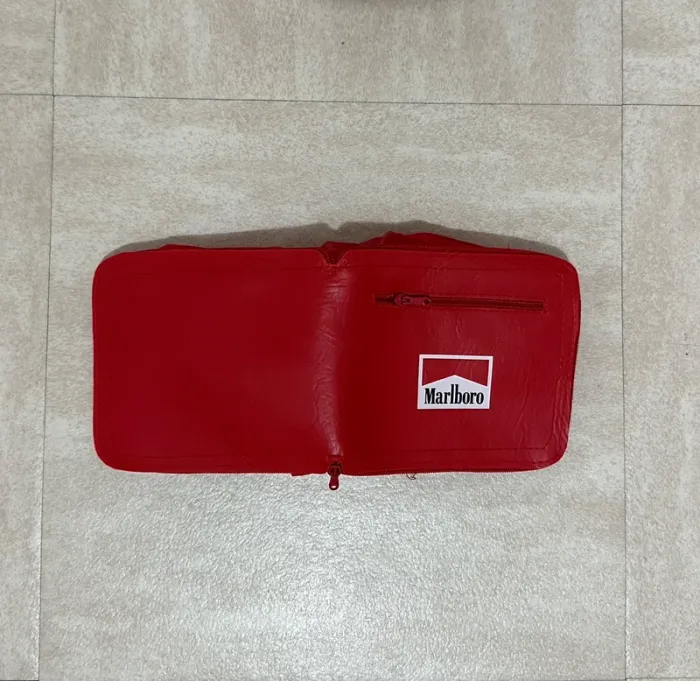 Sac portefeuille Marlboro - photo numéro 13