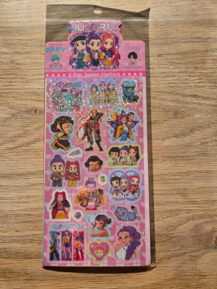Autocollants / stikers / demon hunters kpop huntrix