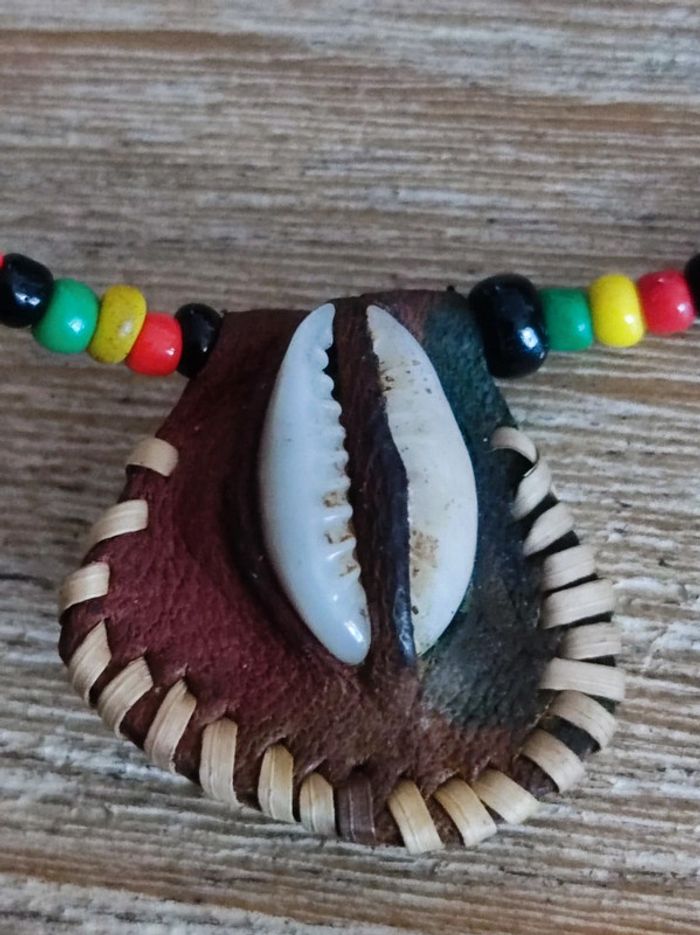 Collier coquillage - photo numéro 3