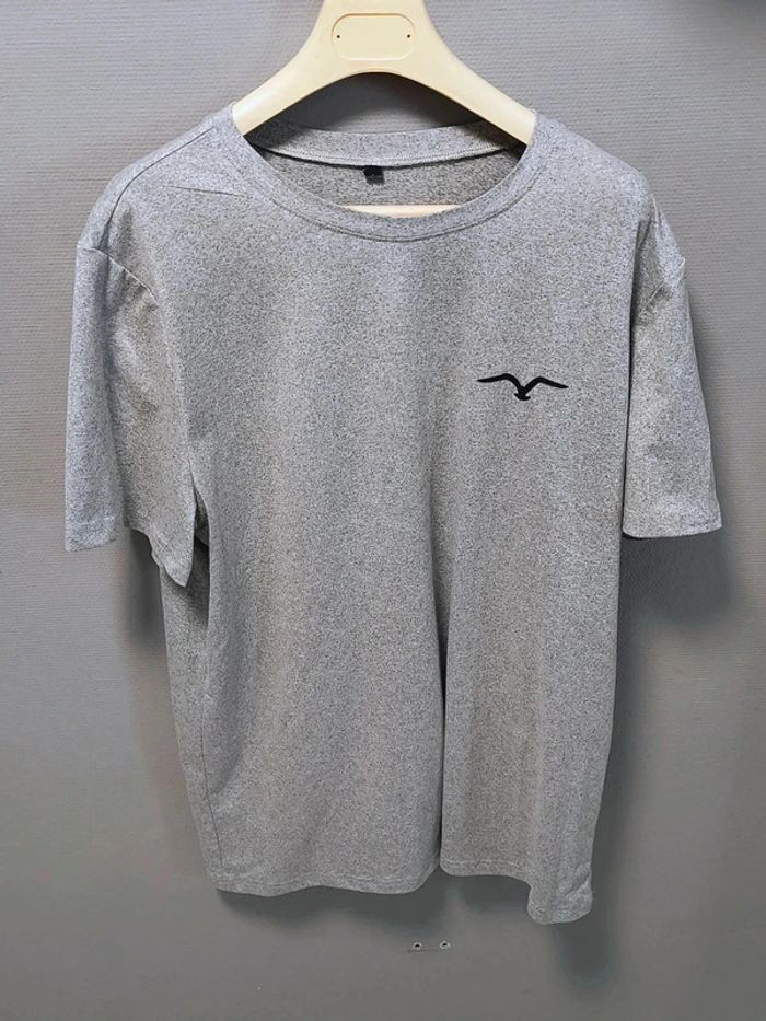 🔥 T-shirt gris chiné style minimaliste – Taille L - photo numéro 3