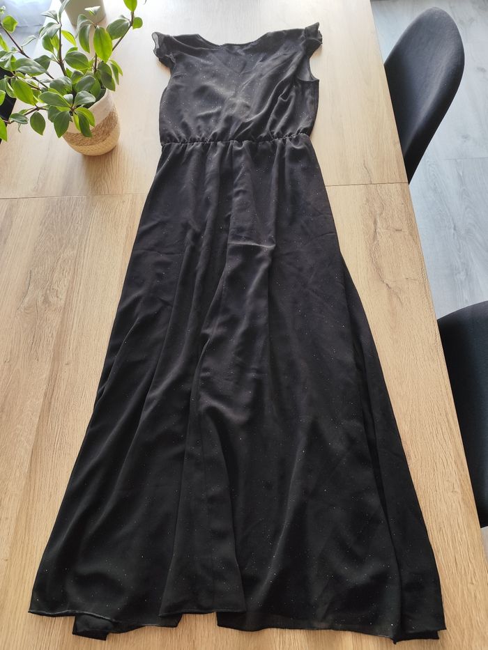 Robe noire à paillettes - photo numéro 2