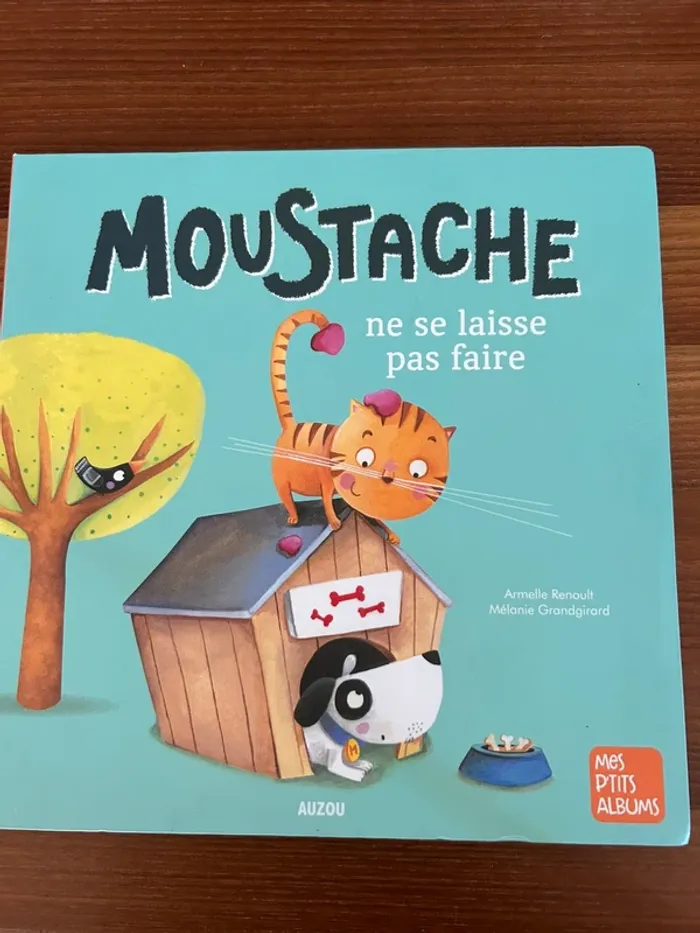 Moustache ne se laisse pas faire