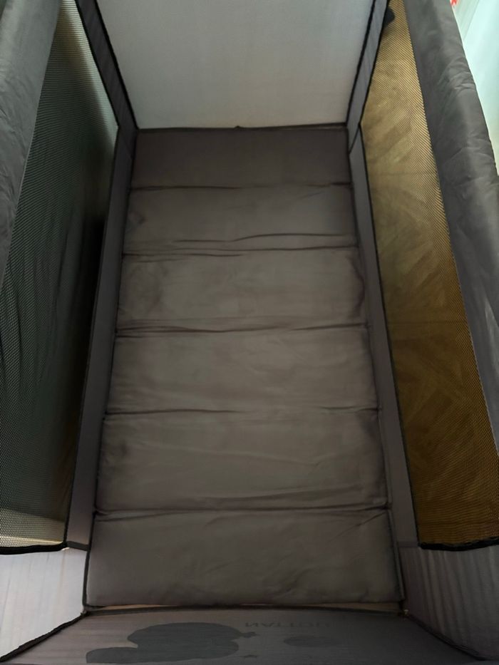 Lit parapluie - photo numéro 2