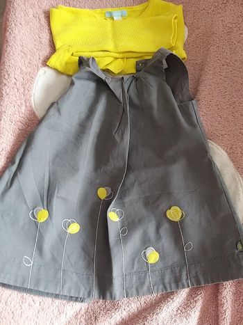 Robe et gilet gris jaune