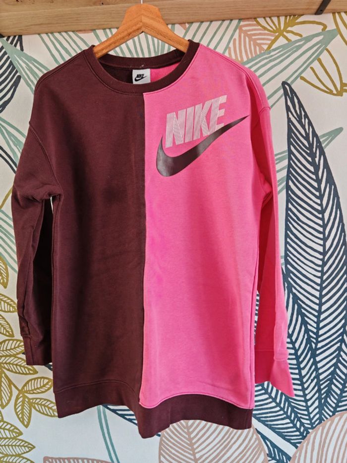 Robe pull Nike taille 14 ans