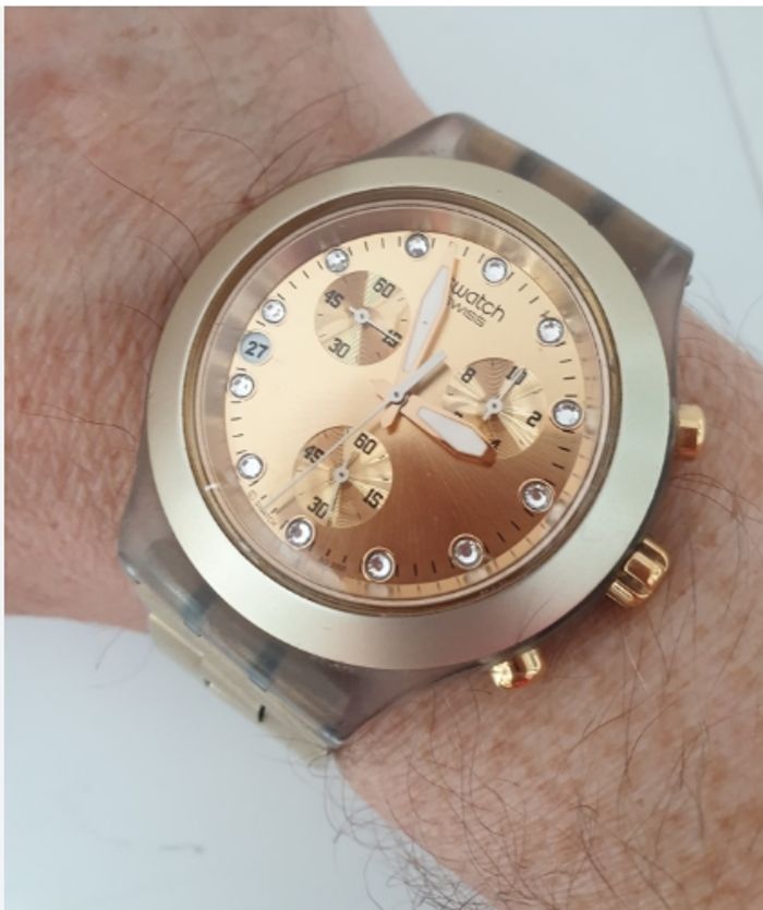 Montre SWATCH "Full Blooded" - photo numéro 2