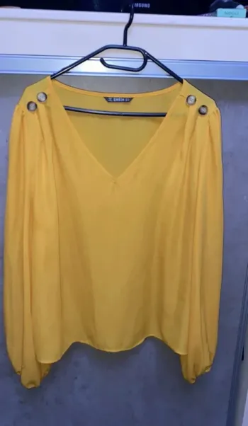 Blouse moutarde pour femme